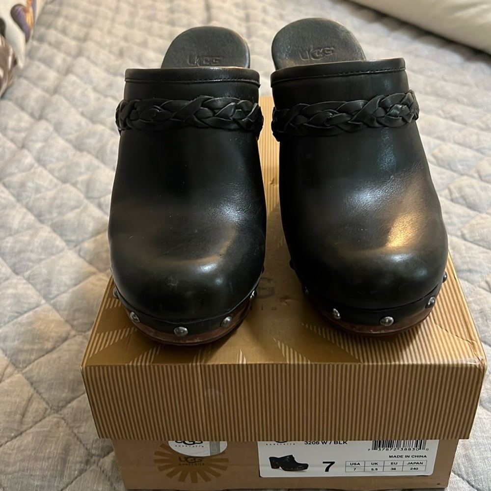 UGG Kaylee platform clog